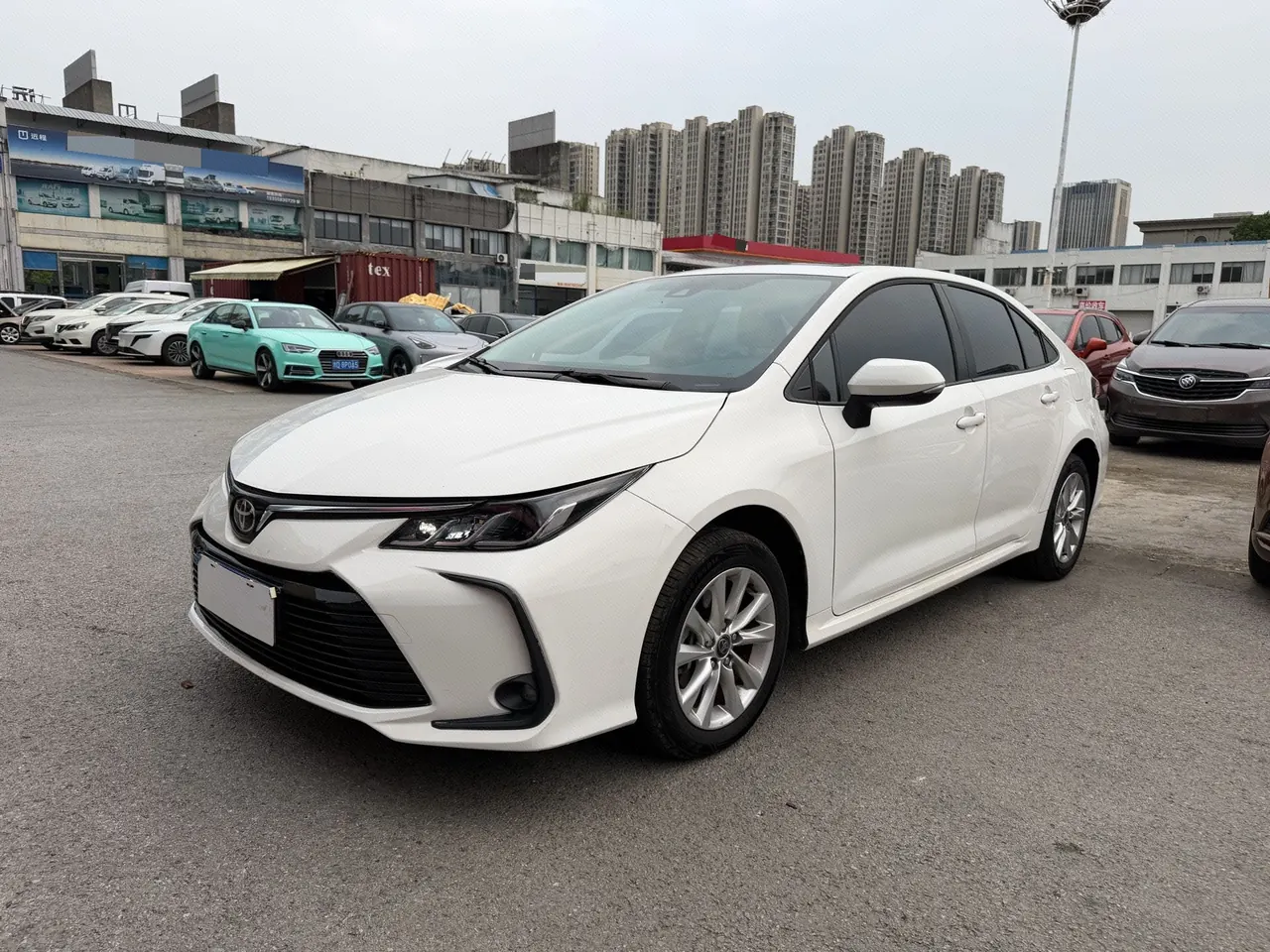 Open image lightbox: Toyota 2025 corolla 1.2T stepless elite version of automatic gear