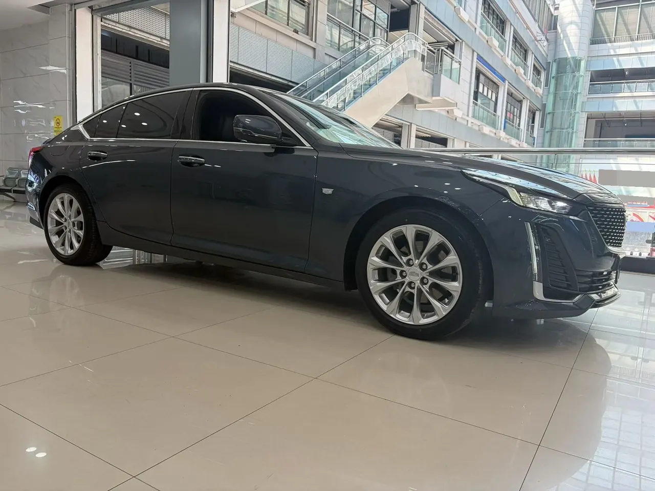 Cadillac 2020 CT5 2.0T 28T Luxury (Modified) Automatic Gear 8