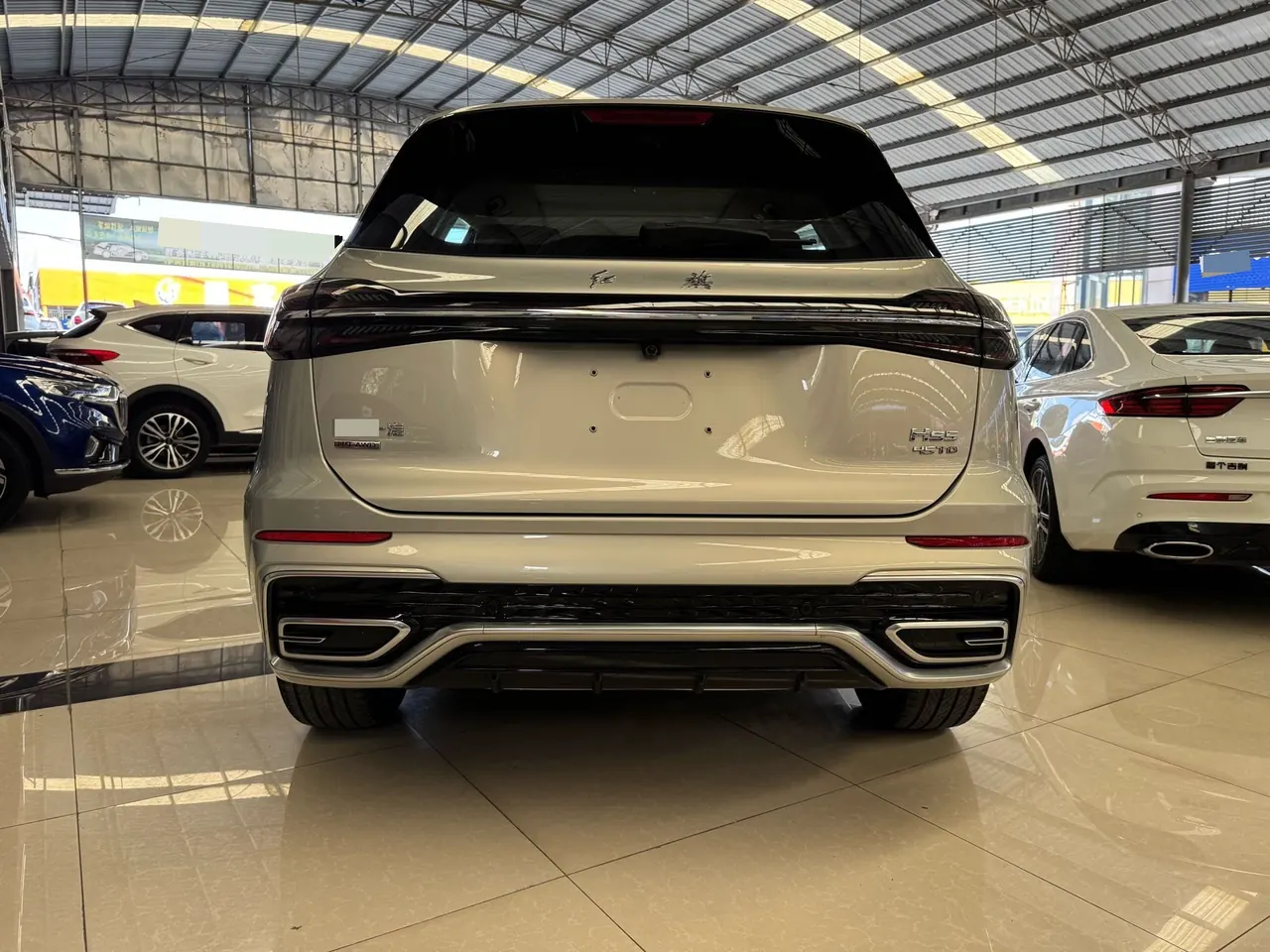 HongQi 2023 HS5 2.0T 4-wheel drive flag collar Pro version automatic gear 8