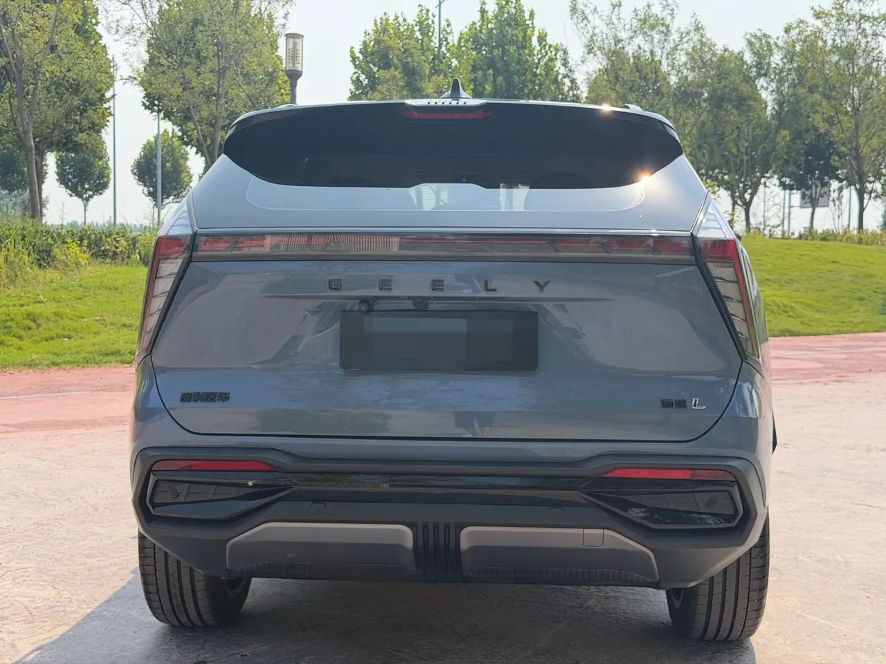 Geely 2023 Boyue L 1.5TD Honorable Automatic Transmission 5