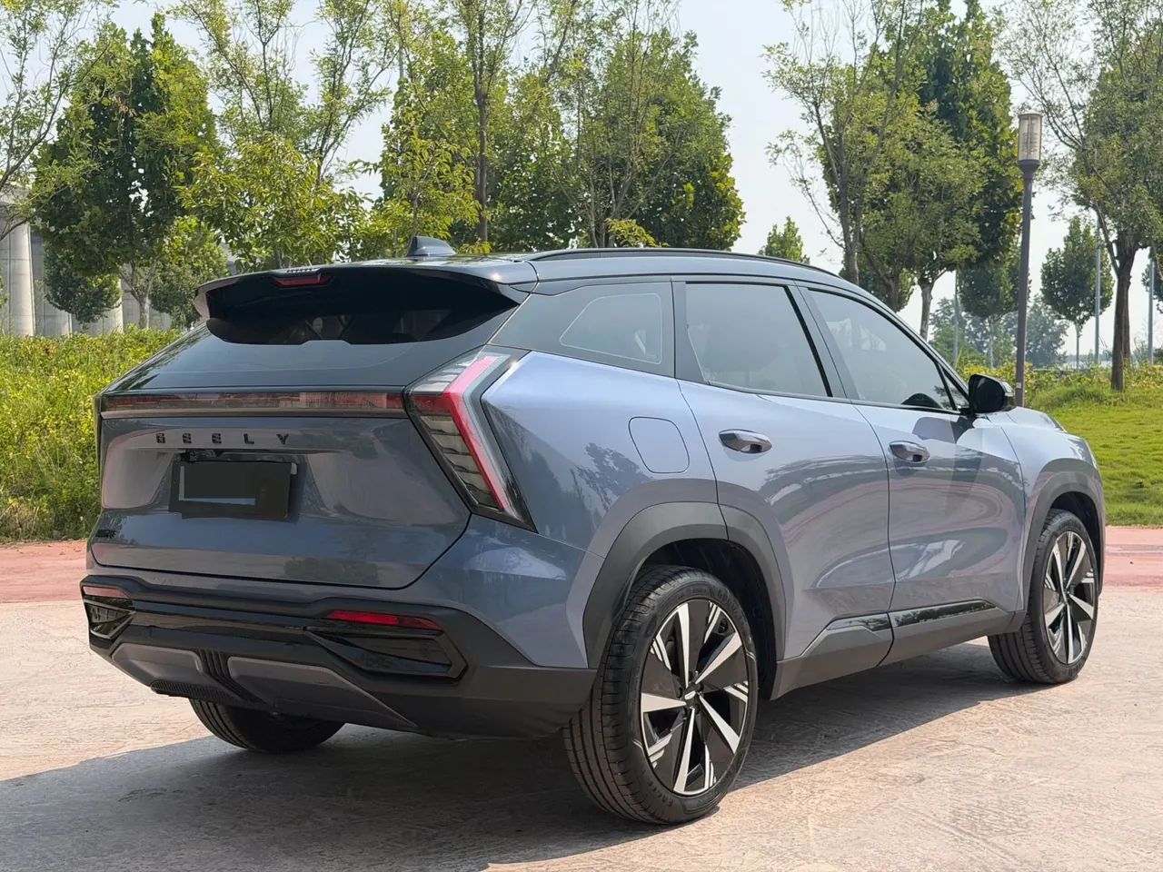Geely 2023 Boyue L 1.5TD Honorable Automatic Transmission 6