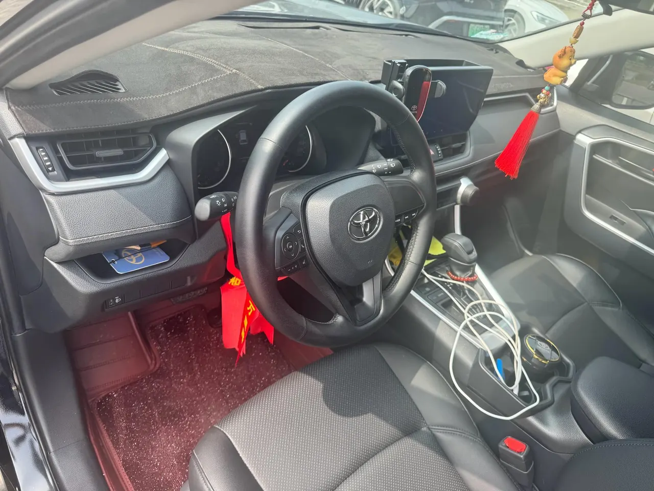 Toyota 2023 Wilanda 2.0 Stepless Two-Drive Leading Edition Automatic Gear 3