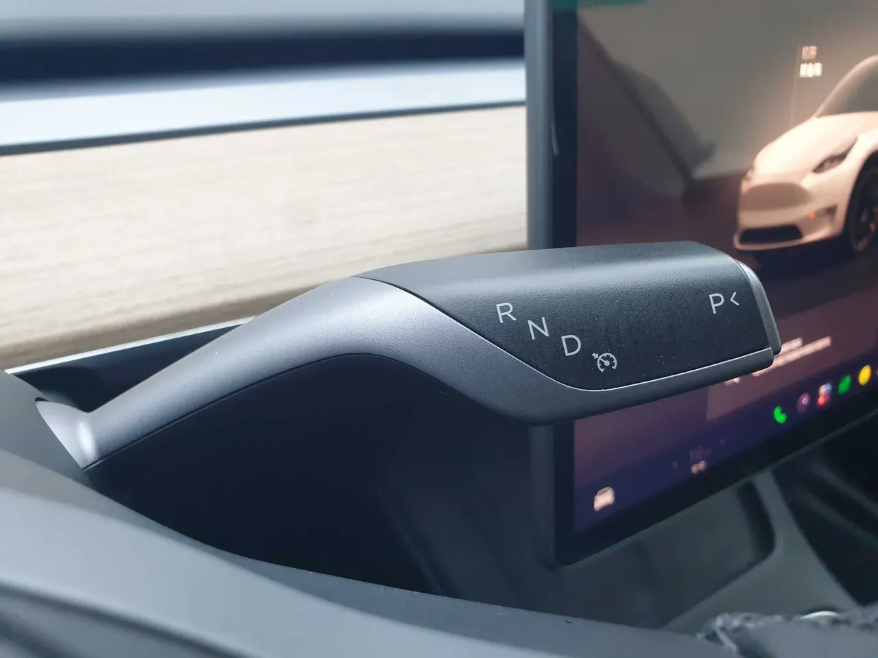 Tesla 2022 Model Y rear-wheel drive version (facelift) automatic gear 19