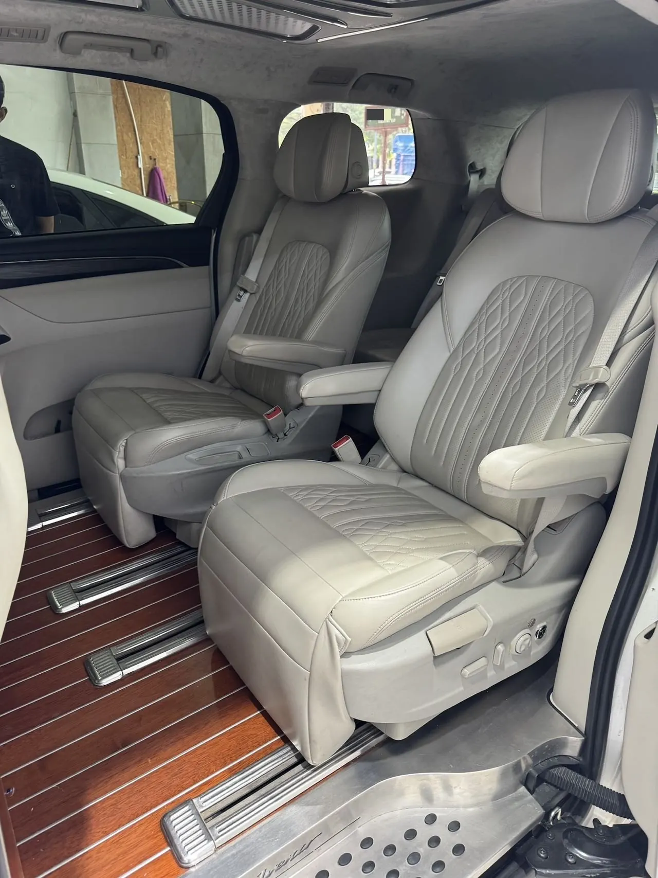 Buick 2020 GL8 ES Lu Zun 2.0T 653T Comfortable Automatic Gear 5