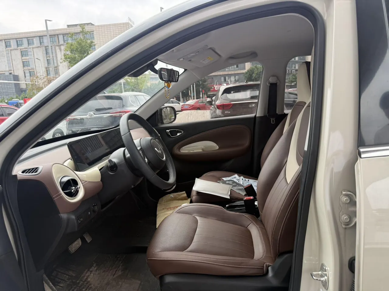 WuLing 2023 Plantronics 410km LingBox Exclusive Automatic Transmission 6