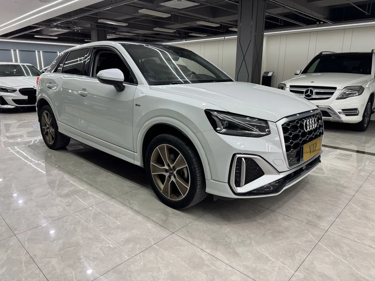 Audi 2022 Q2L 1.4TFSI 35TFSI Deluxe Dynamic Automatic 3