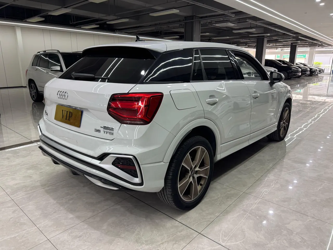Audi 2022 Q2L 1.4TFSI 35TFSI Deluxe Dynamic Automatic 9