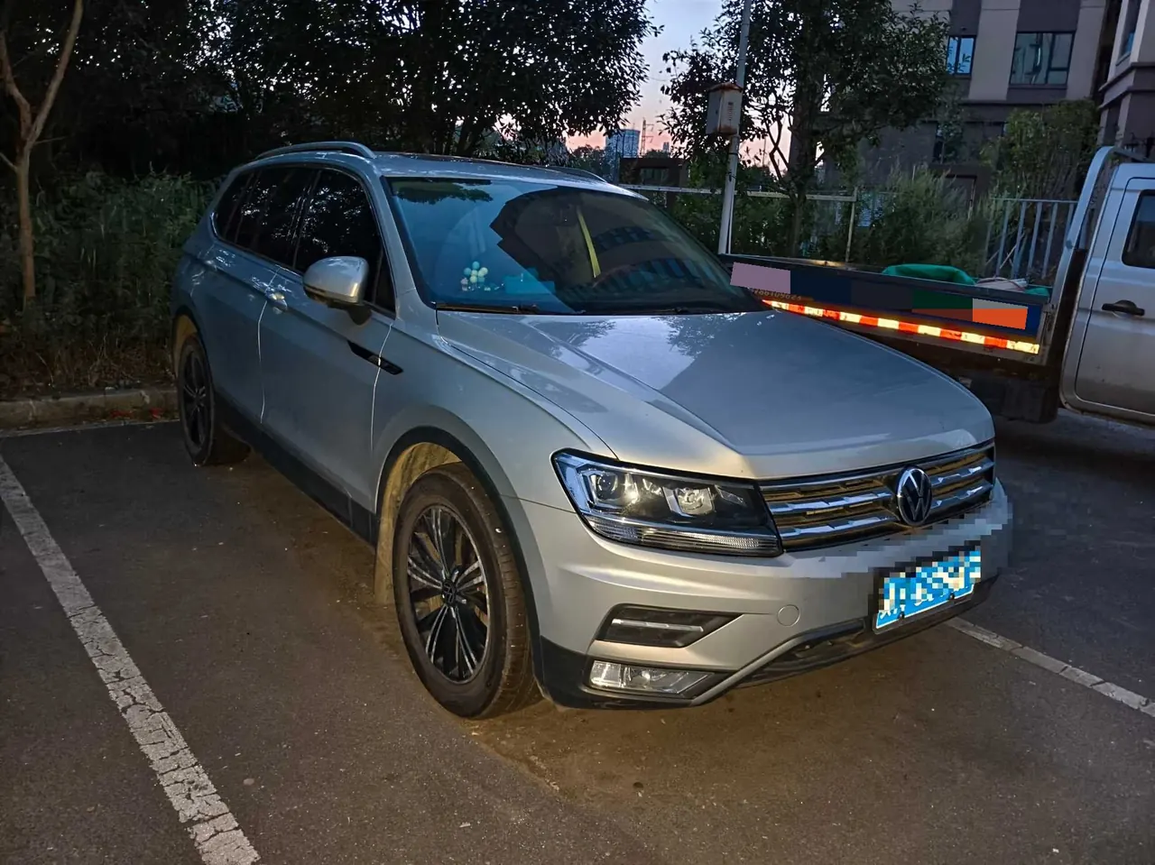 Volkswagen 2021 Tiguan L 2.0TSI 330TSI Two-Drive Smart Edition Automatic Gear 2