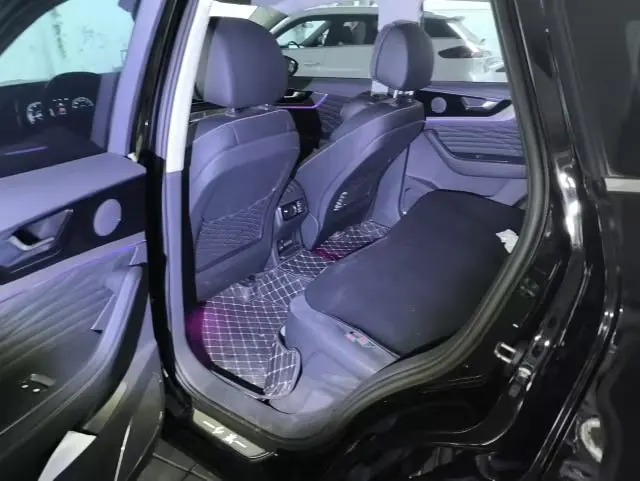 HongQi 2022 HS5 2.0T Zhilian Flag Edition Automatic Gear 7