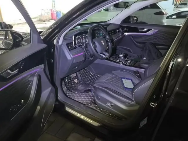 HongQi 2022 HS5 2.0T Zhilian Flag Edition Automatic Gear 8