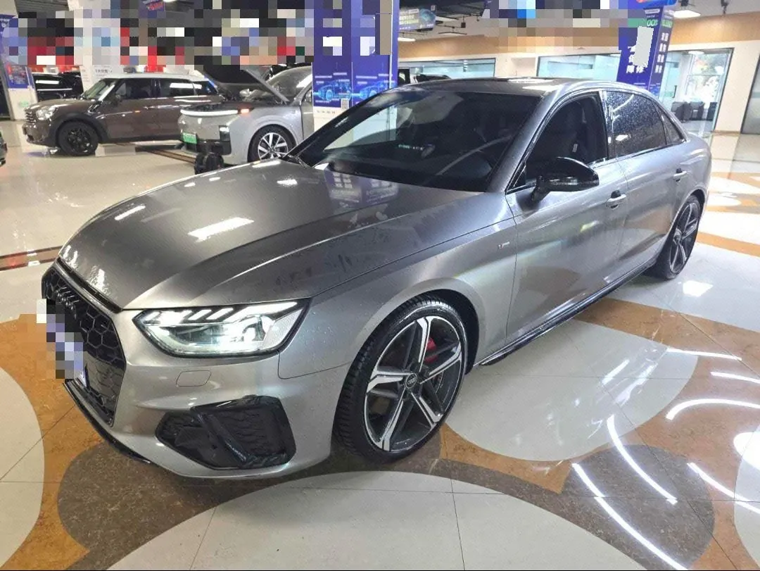 Open image lightbox: Audi 2022 A4L 2.0TFSI 45TFSI Quattro Selected Dynamic Automatic