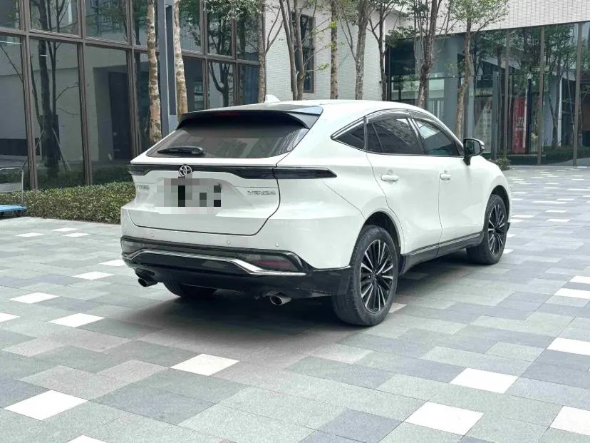Toyota 2022 Weisa 2.0 Stepless Two-Drive Premium Edition Automatic Gear 5