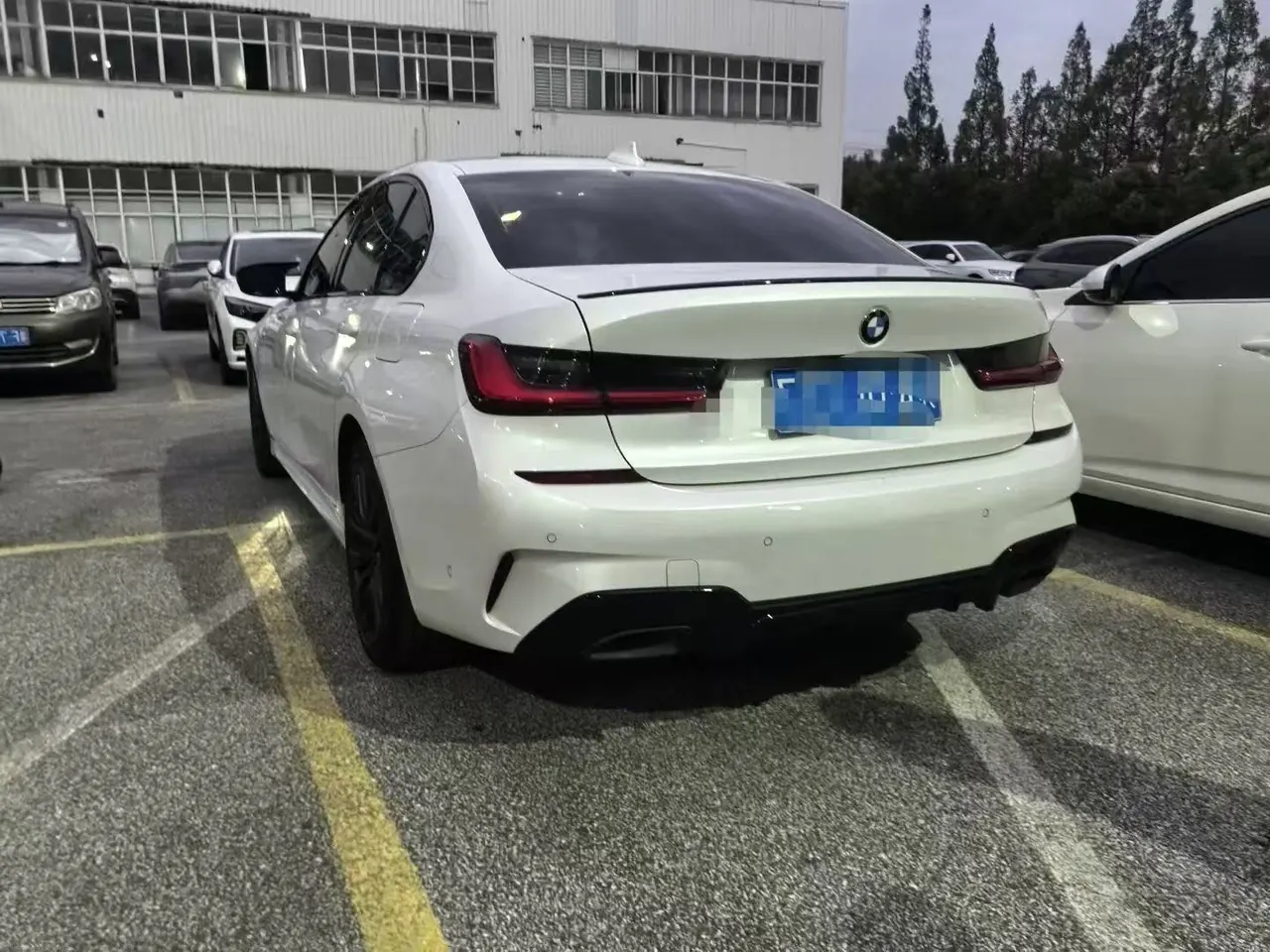 BMW 3 Series 2021 325i 2.0T M Sports Obsidian Night Kit (Changed) Automatic Gear 4