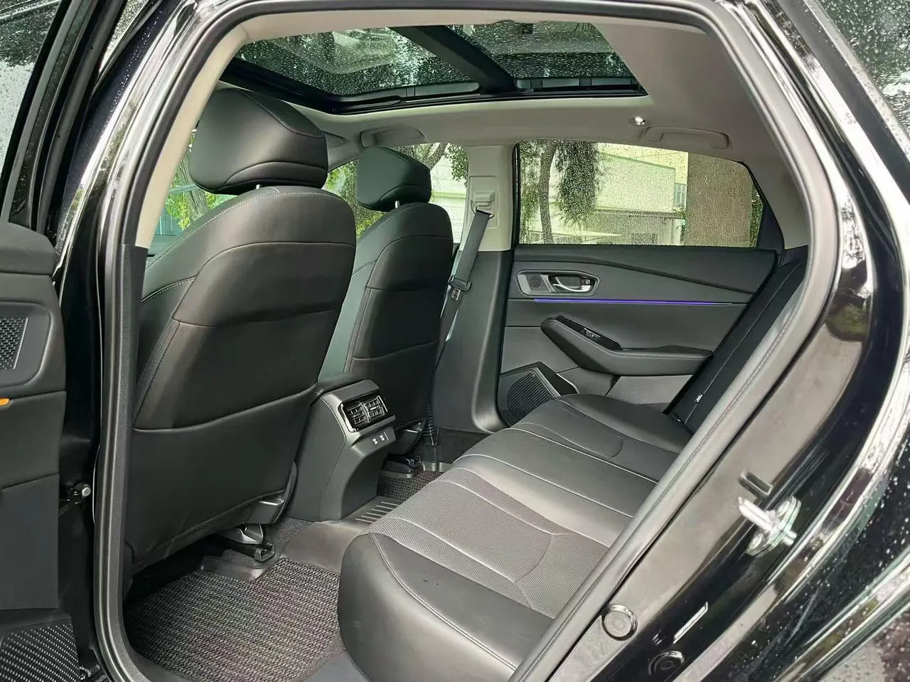 Honda 2025 11th Generation Accord 1.5T Stepless 260TURBO Premium Edition Automatic Gear 4