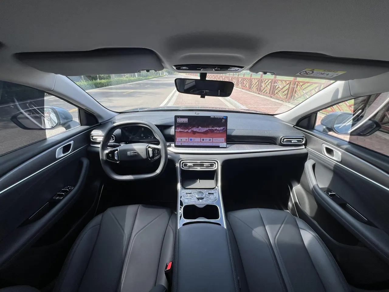 Geely Galaxy 2025 xingyao 6 EM-i 1.5 60km sailing version of automatic gear 5