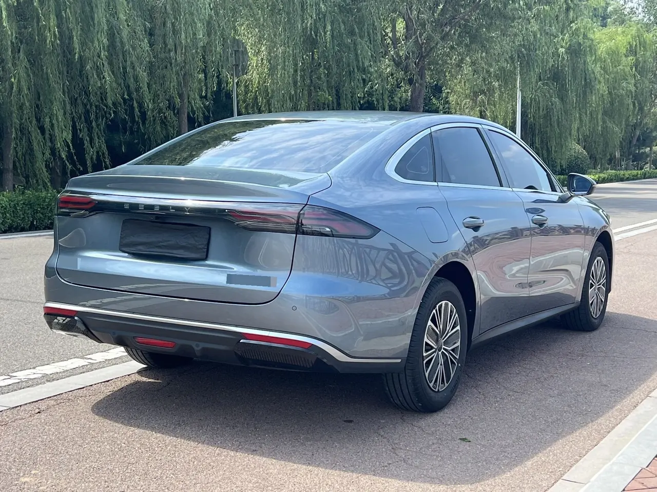 Geely Galaxy 2025 xingyao 6 EM-i 1.5 60km sailing version of automatic gear 9