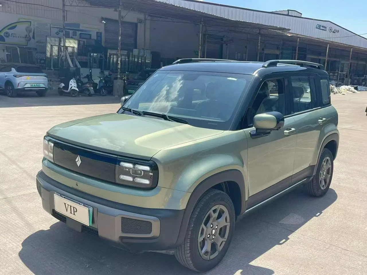 Open image lightbox: BaoJun 2025 Yueyou Plus Smart Edition Automatic Gear