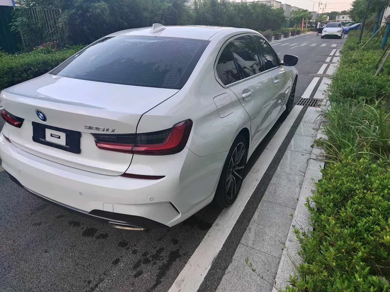 BMW 3 Series 2022 325Li 2.0T M Sports Suit (Modified) Automatic Gear 10