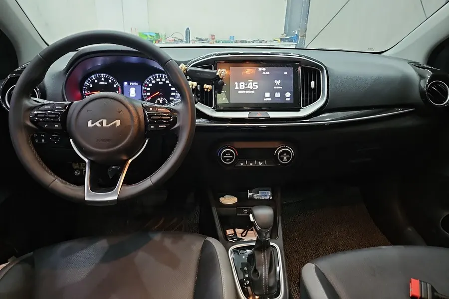 Kia 2021 Yi Run 1.4 Stepless Sunroof Automatic Transmission 4