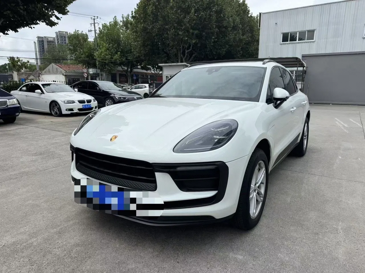 Open image lightbox: Porsche Macan (Imported) 2024 Macan 2.0T Automatic Gear