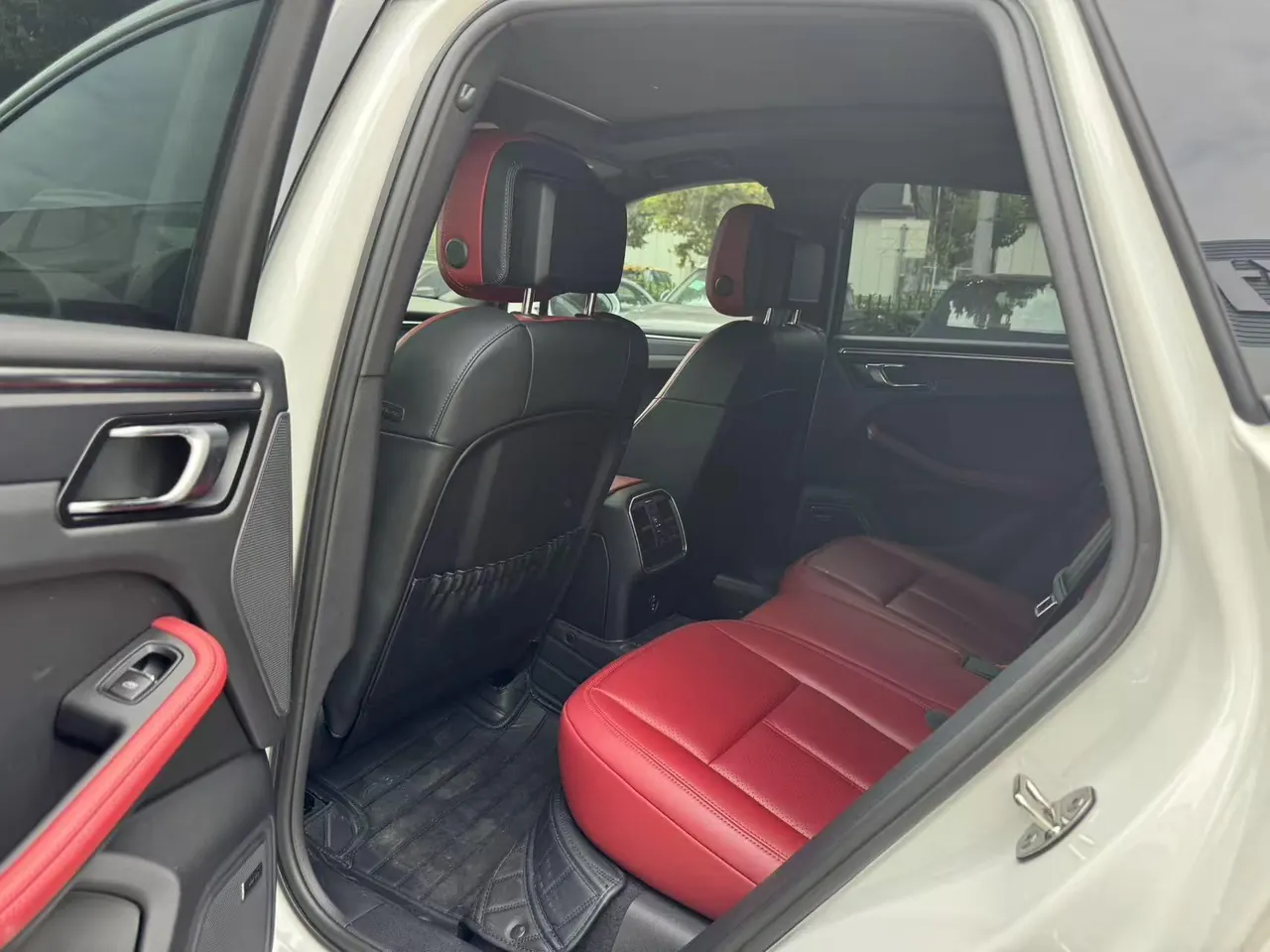 Porsche Macan (Imported) 2024 Macan 2.0T Automatic Gear 5