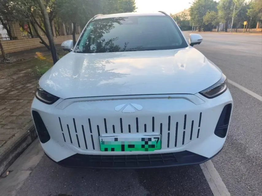 Chery 2024 Fengyun T9 C- DM 1.5T 120 Long Endurance Comfortable 7-seat Automatic Gear 2