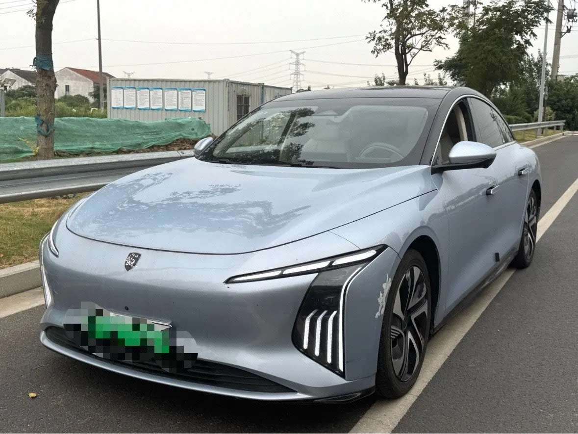 Forthing 2024 Xinghai S 7 555km Pleasant Edition Automatic Gear - View 1