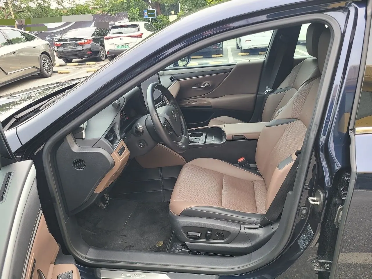 Lexus ES (Imported) 2024 ES200 2.0 Stepless Edition Automatic Gear 3