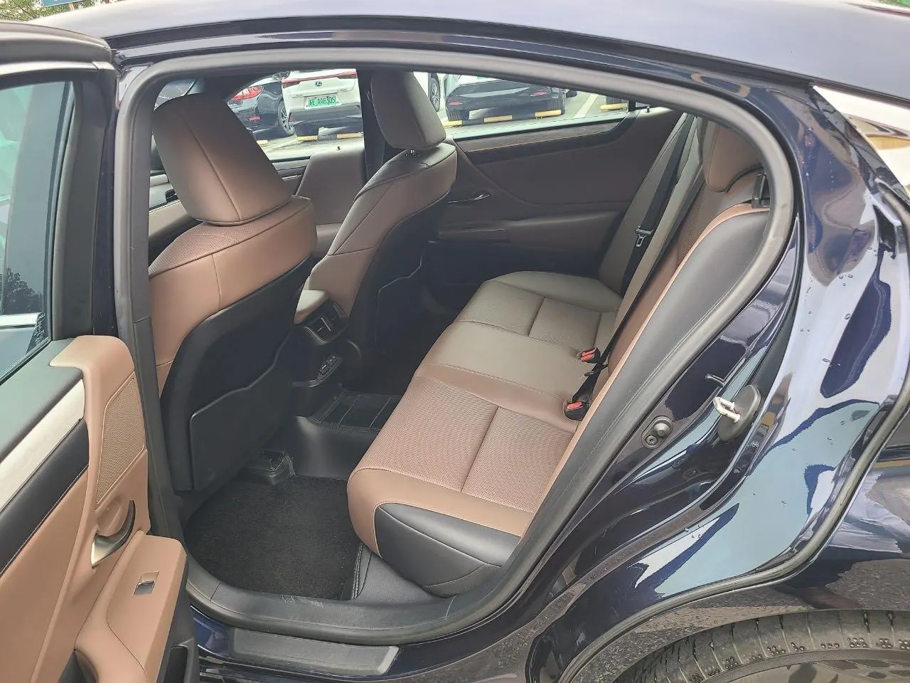 Lexus ES (Imported) 2024 ES200 2.0 Stepless Edition Automatic Gear 4