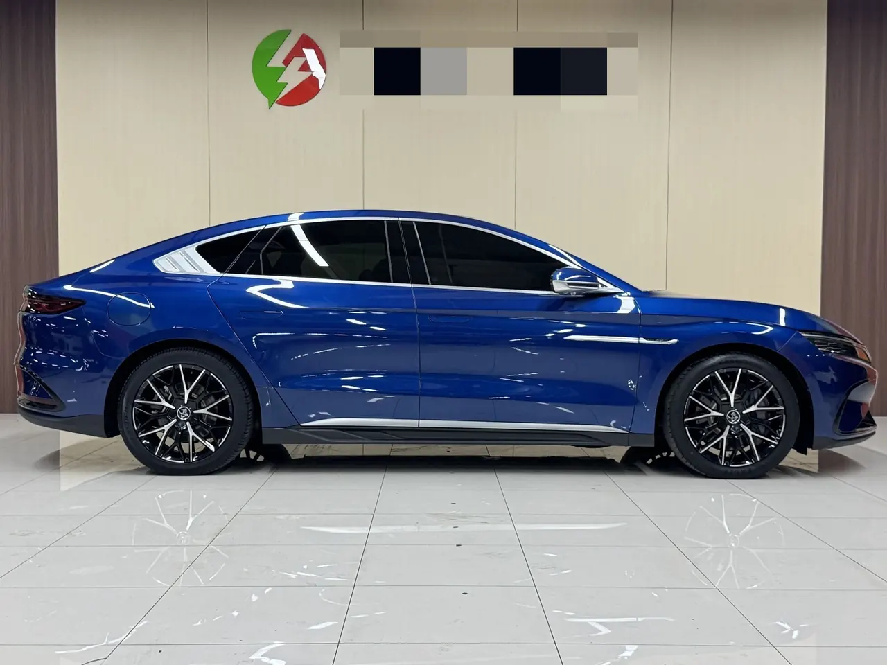 BYD 2022 Han Chuangshi version 610KM four-wheel drive exclusive automatic transmission 4