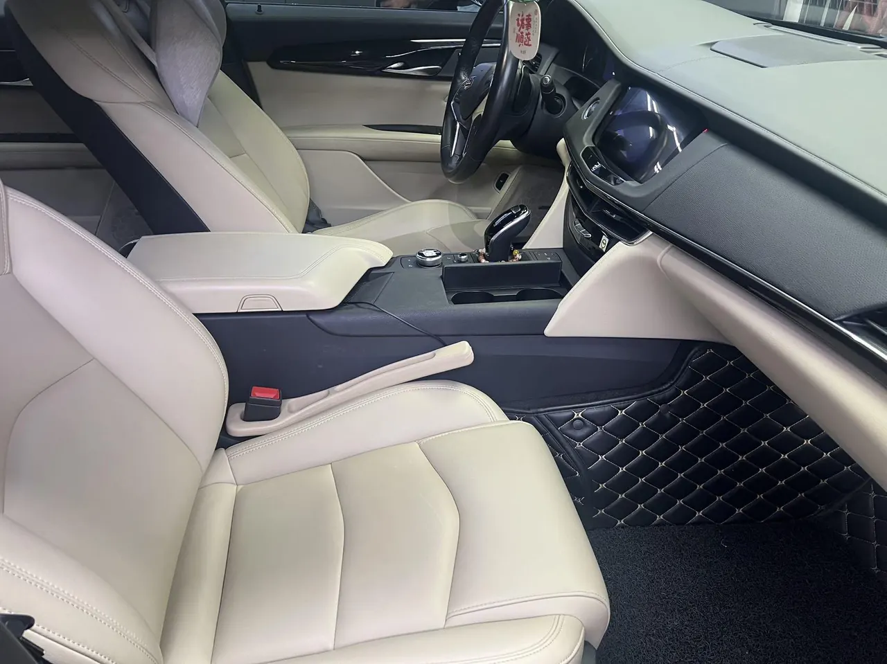 Cadillac 2020 CT6 2.0T 28T luxury automatic gear 4
