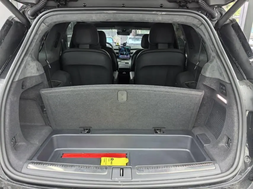 NIO 2024 ES8 75kWh automatic 10