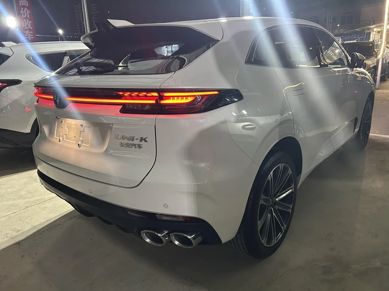 ChangAn 2024 UNI-K 2.0T Two-Drive Global Edition Automatic Gear 4