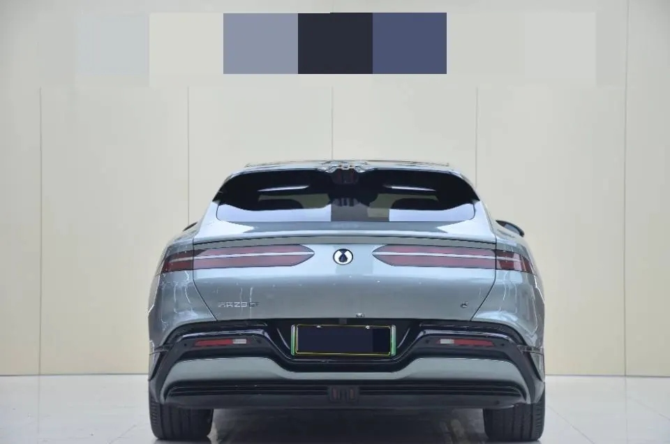 Denza 2024 Denza Z9GT 2.0T stepless 1100 four-wheel drive Ultra version automatic gear 3