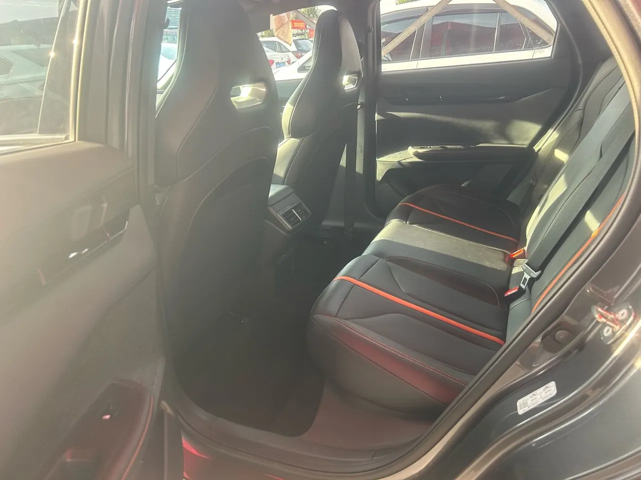 ChangAn 2024 UNI-V 1.5T exclusive automatic gear 4