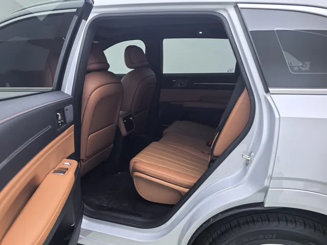 Jetour 2025 ShanHai L7 PLUS 1.5T 220km Elite Edition 7-seat Automatic Gear 5