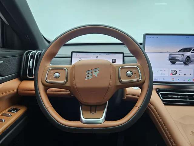 Jetour 2025 ShanHai L7 PLUS 1.5T 220km Elite Edition 7-seat Automatic Gear 7