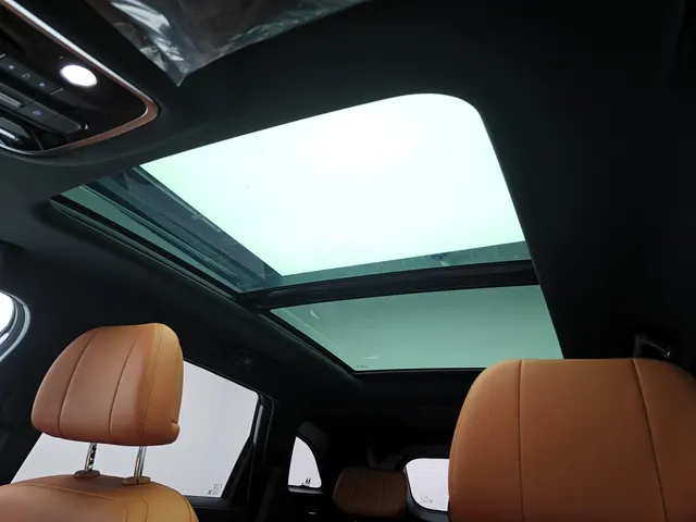 Jetour 2025 ShanHai L7 PLUS 1.5T 220km Elite Edition 7-seat Automatic Gear 8