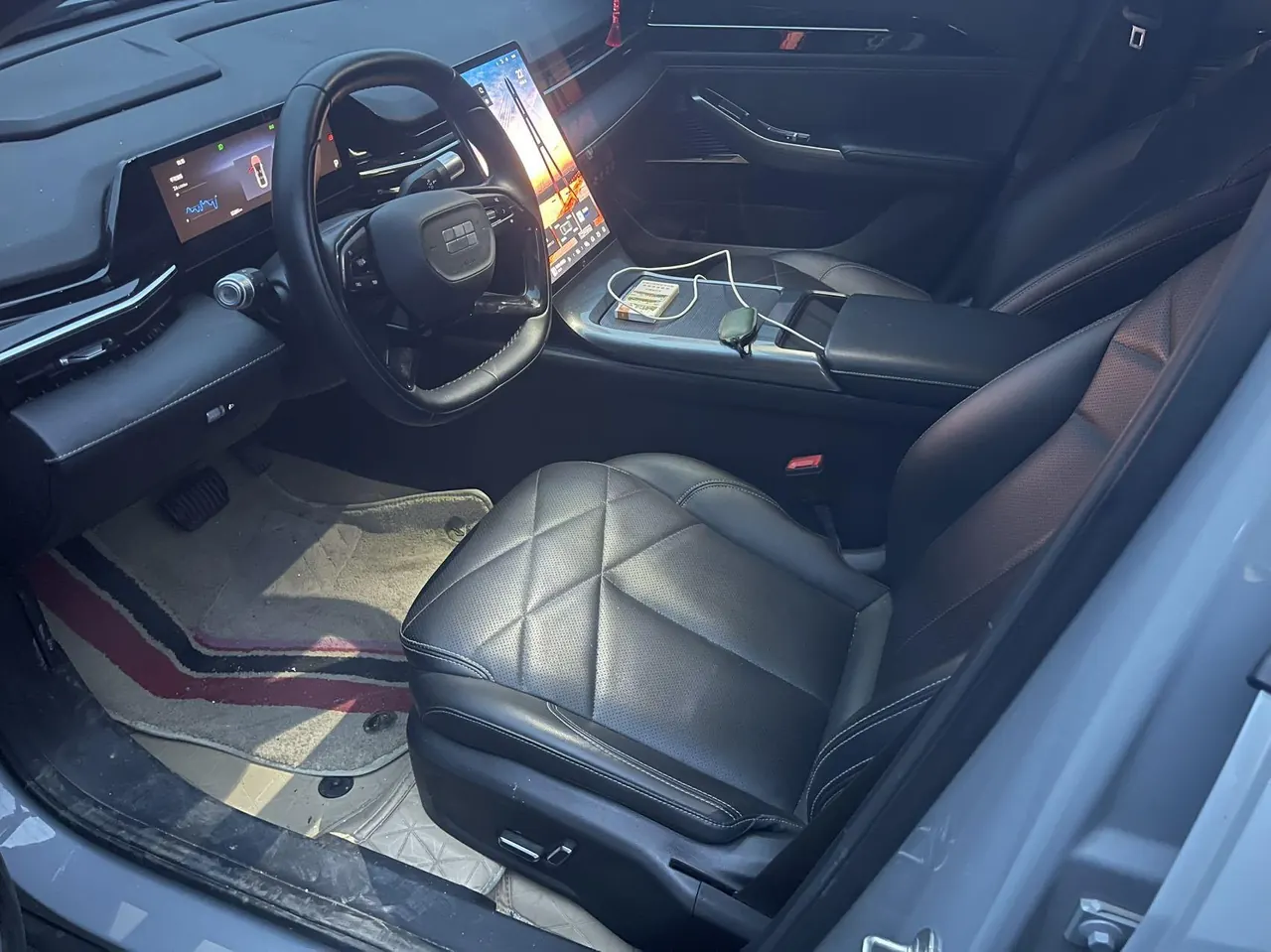 Geely Galaxy 2023 L6 1.5T 125km MAX automatic gear 3