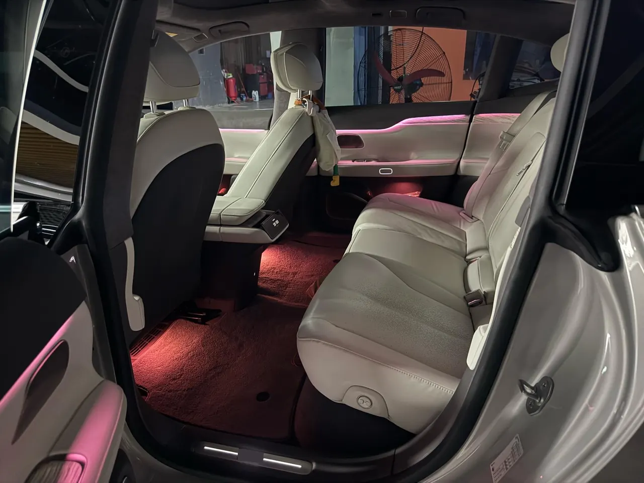 NIO 2023 ET7 75kWh automatic gear 5