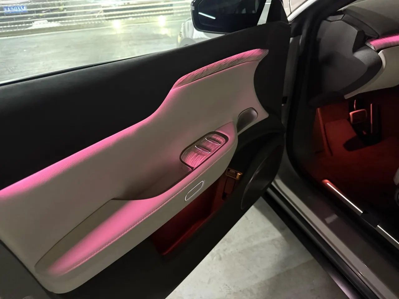 NIO 2023 ET7 75kWh automatic gear 7