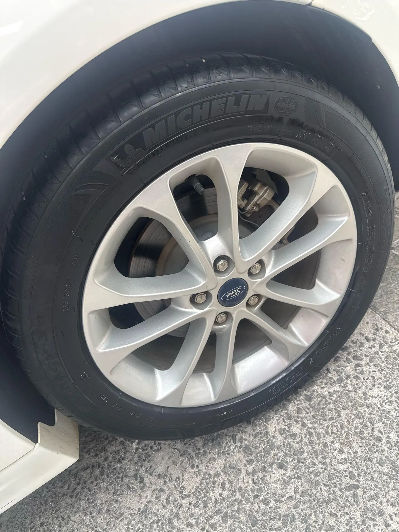Ford 2020 Mondeo 1.5T EcoBoost 180 Luxury Automatic Gear 10