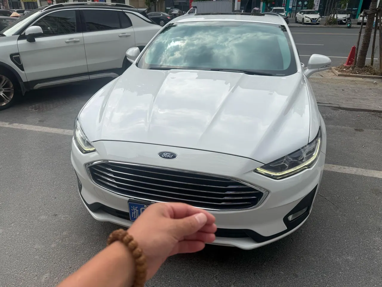 Ford 2020 Mondeo 1.5T EcoBoost 180 Luxury Automatic Gear 2