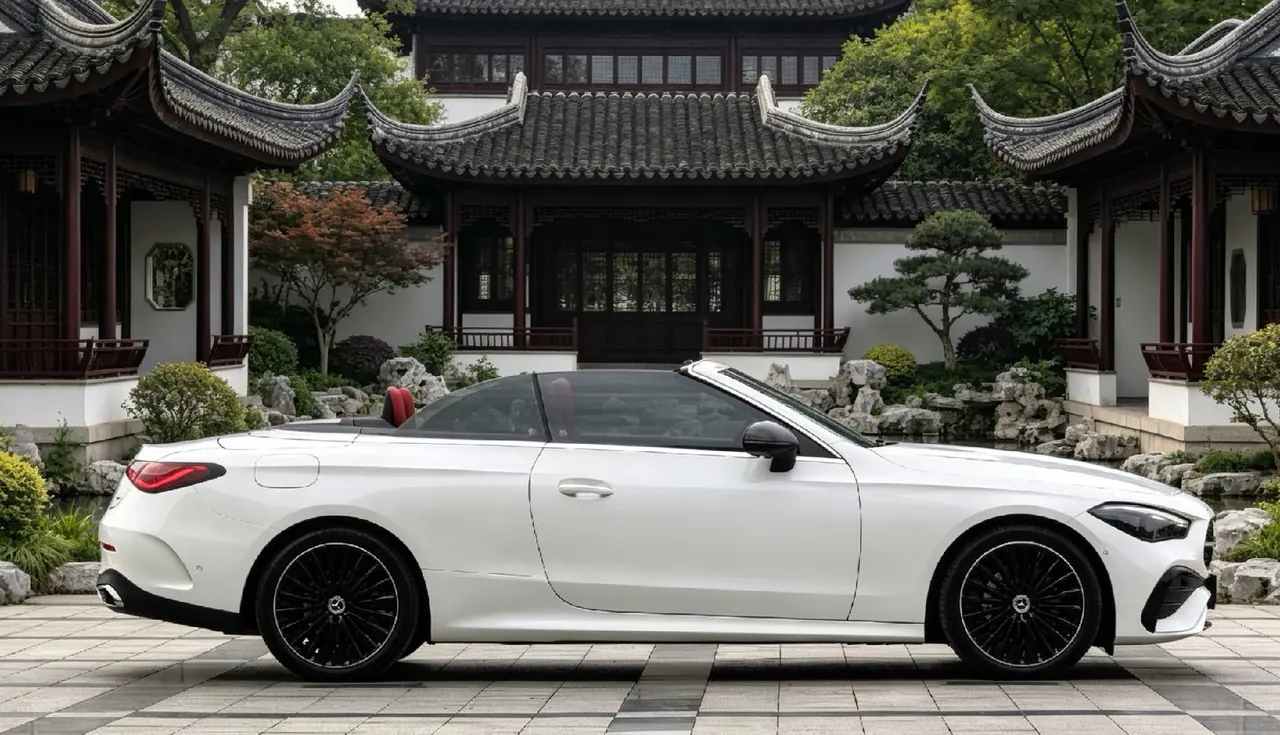 Mercedes Benz CLE (Imported) 2024 CLE 300 4MATIC Cabriolet 48V 2.0T Automatic 4