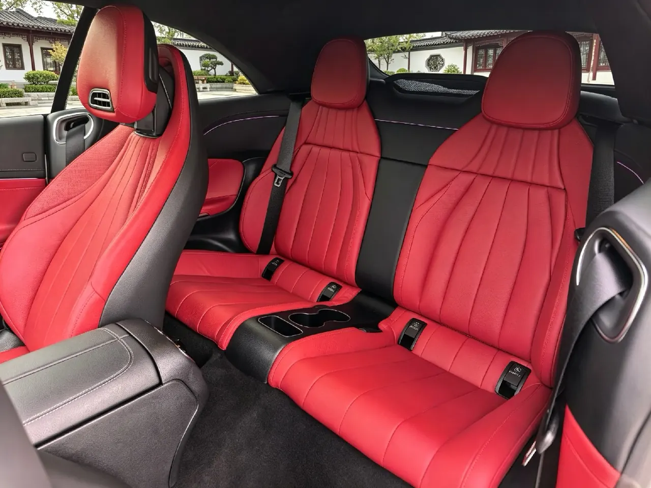 Mercedes Benz CLE (Imported) 2024 CLE 300 4MATIC Cabriolet 48V 2.0T Automatic 9