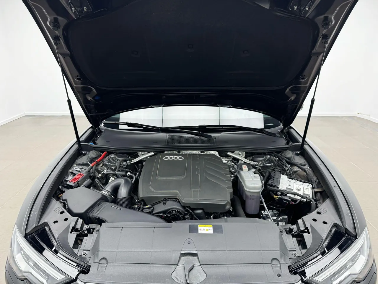 Audi 2024 A6L 2.0TFSI 45TFSI Selected Dynamic Automatic 14