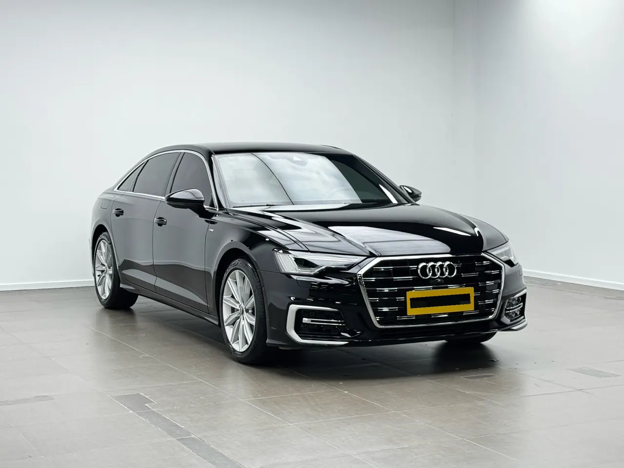 Audi 2024 A6L 2.0TFSI 45TFSI Selected Dynamic Automatic 3