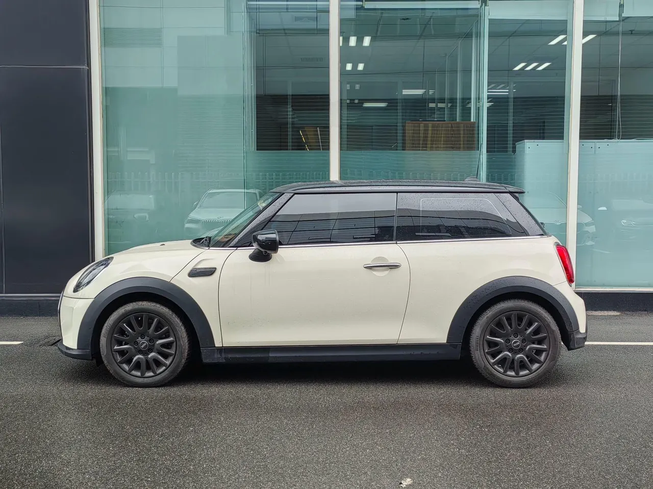 MINI Mini (imported) 2023 Mini One 1.5T automatic gear 6