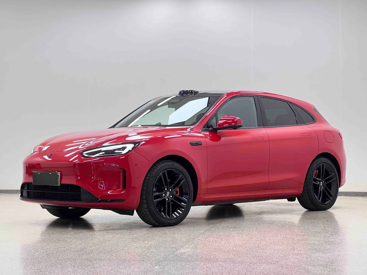 Открыть галерею: AITO 2024 AITO M5 Max RS 4-wheel drive high-end intelligent driving version automatic gear