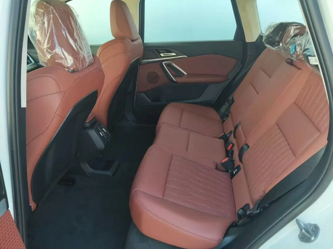 BMW 2026 iX1 eDrive25L eDrive25L m sports suit automatic gear 3